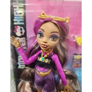 Monster High Doll Clawdeen Wolf  Day Out Cut Off Shorts Fringe Purse Jewelry